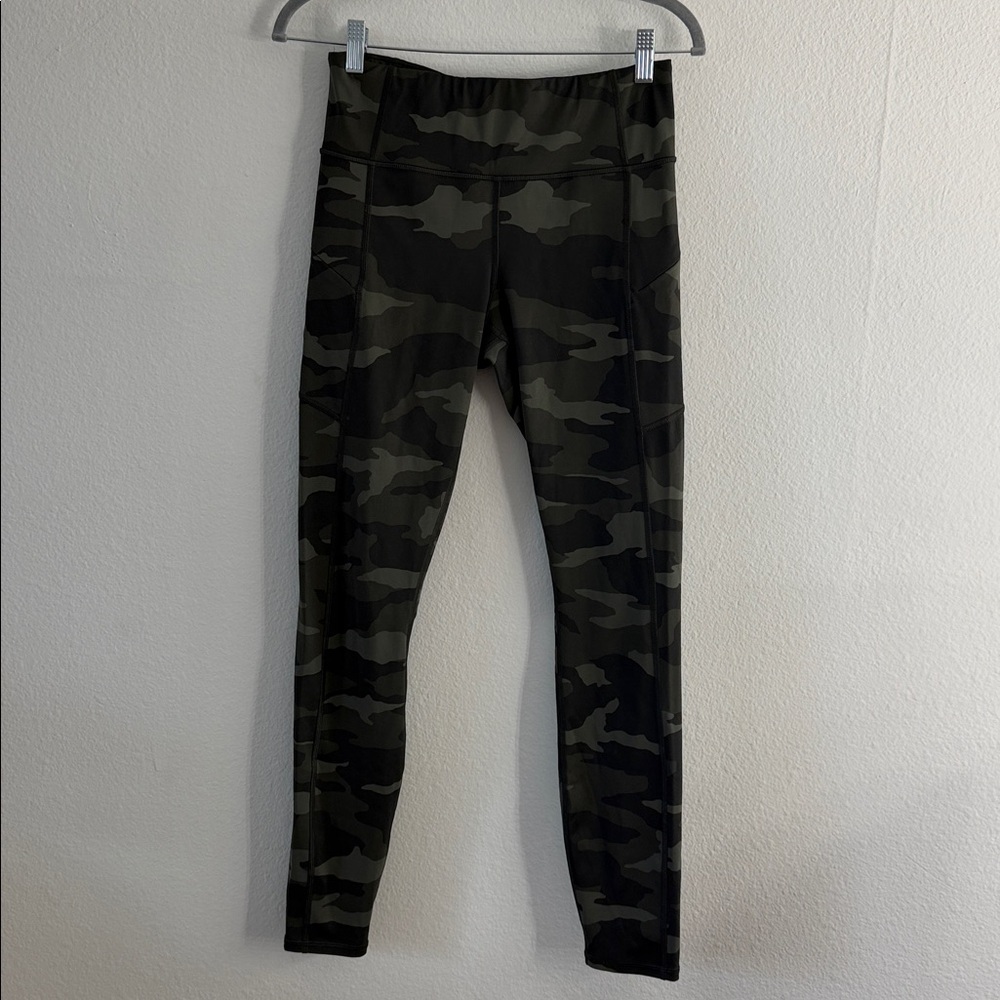Athleta Dark Grey Camo Full Length Leggings Size Small
